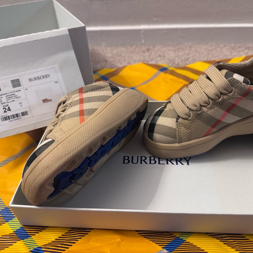 Burberry toddler sneakers like new